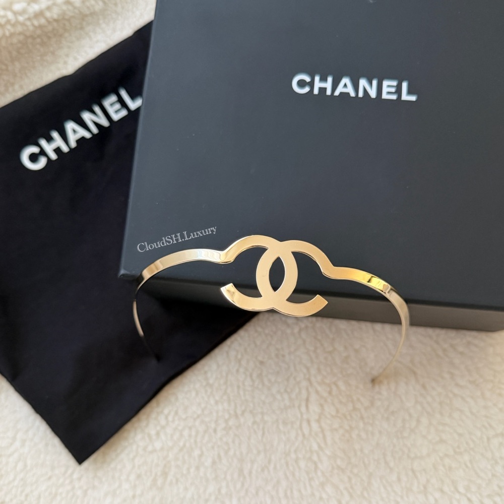 Auth Chanel CC Logo Gold Metal Headband Tiara - Excellent Condition